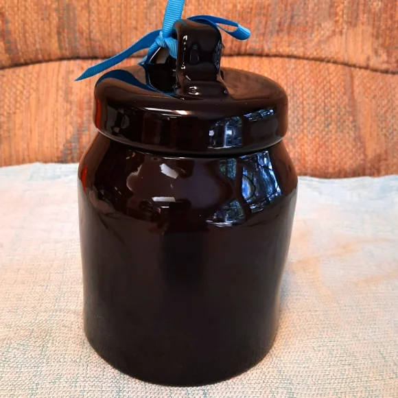 Rae Dunn Coco Canister - Picture 2 of 3